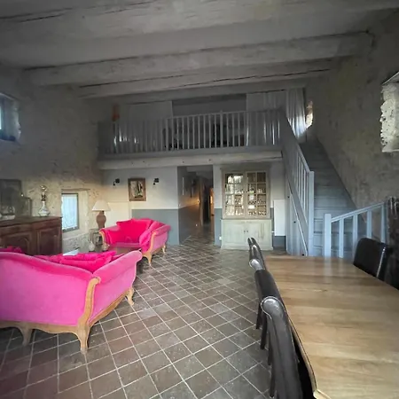 Дом отдыха Domaine De La Barbeirasse Cereste