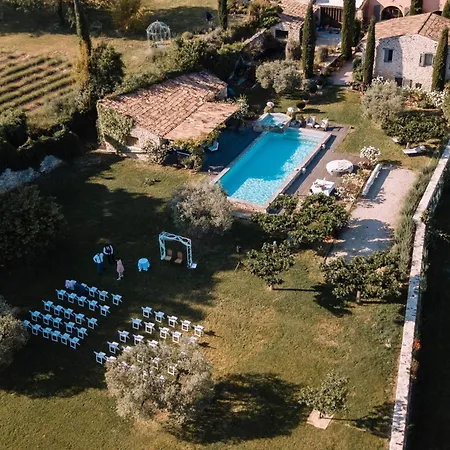 Дом отдыха Domaine De La Barbeirasse *
