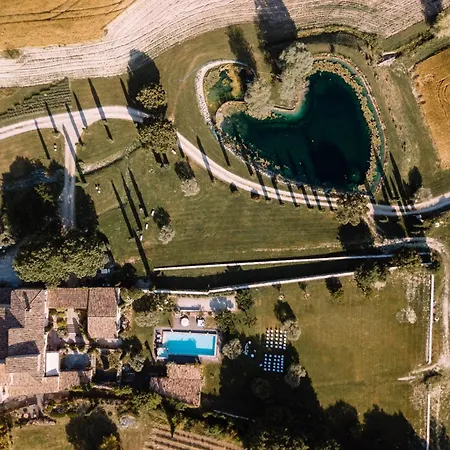Дом отдыха Domaine De La Barbeirasse