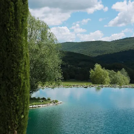Дом отдыха Domaine De La Barbeirasse