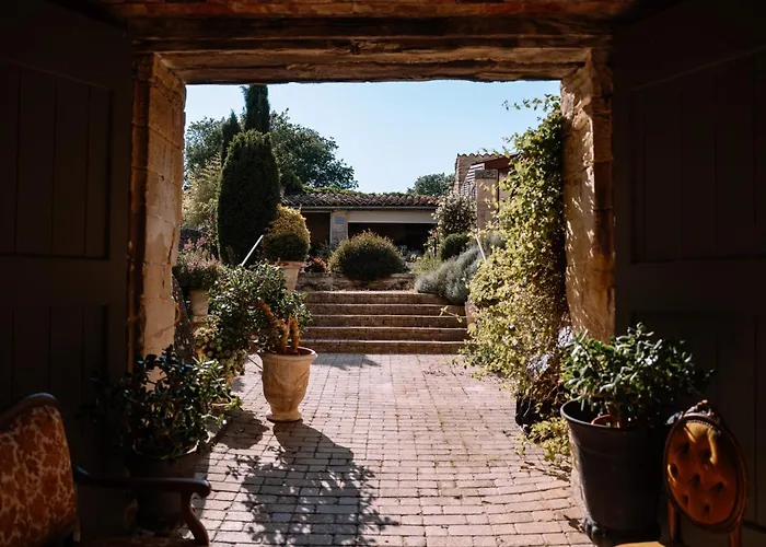 Domaine De La Barbeirasse Holiday home Cereste